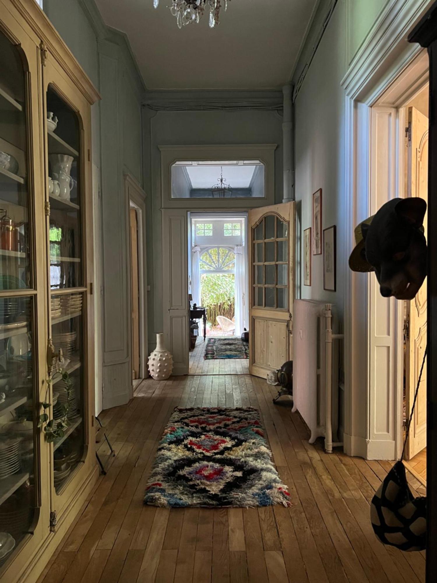 Une Nuit Au Chateau Lyon Exterior photo